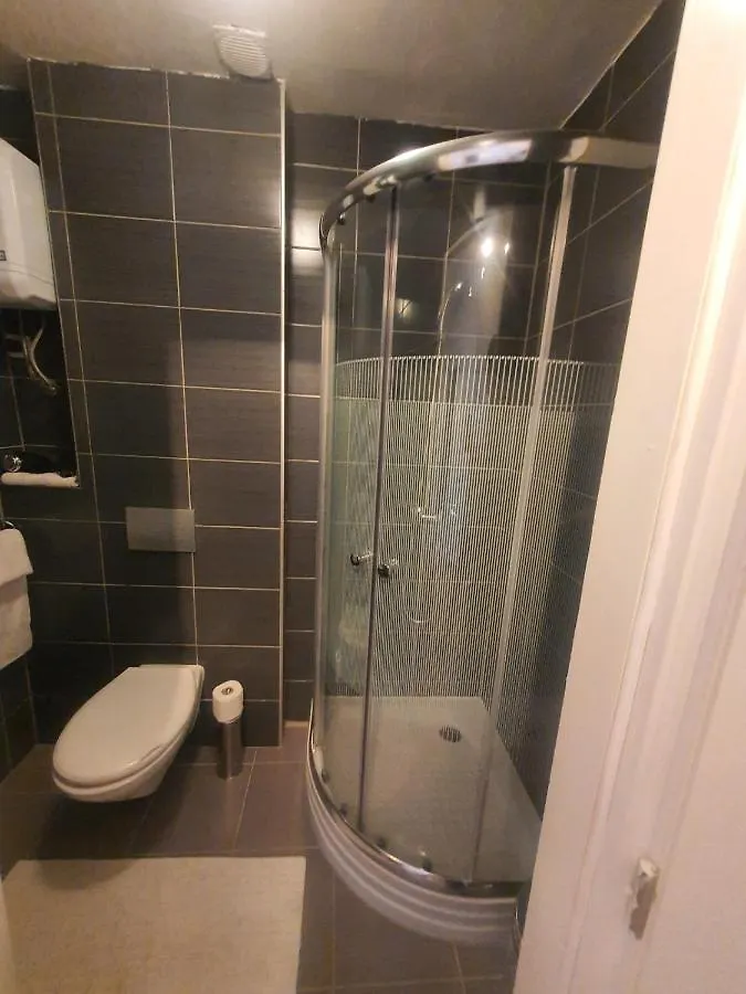 Apartment Vinjerac II 0*,
