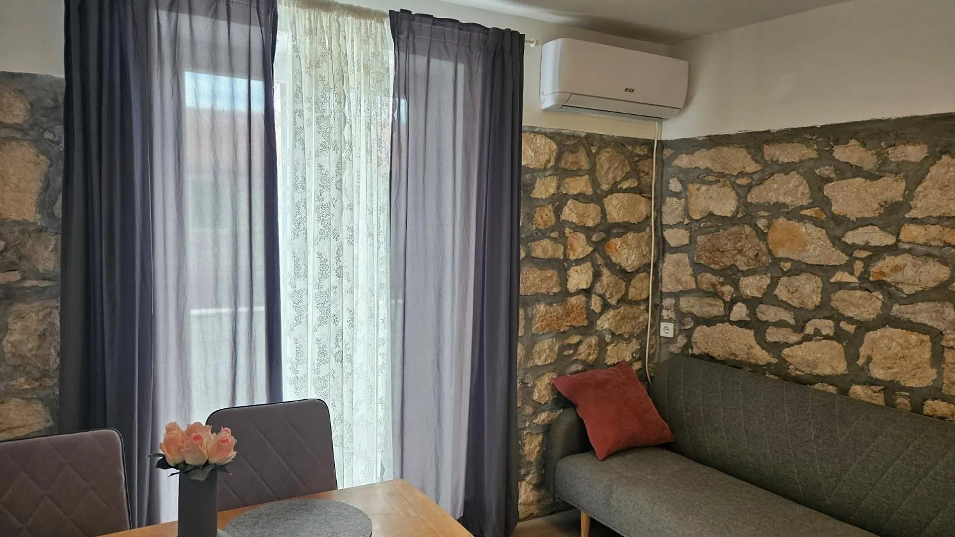 Apartment Vinjerac II クロアチア