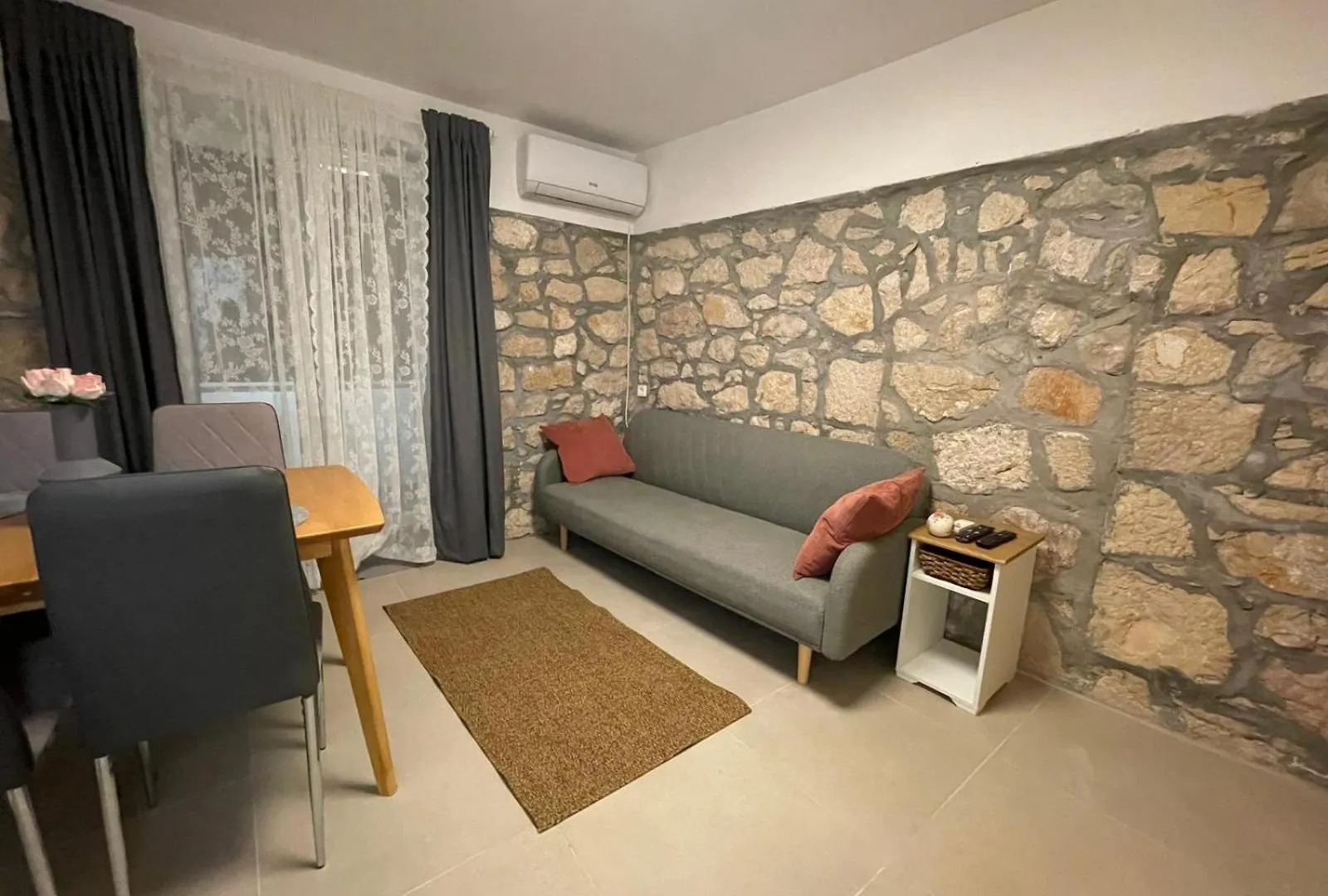 Apartment Vinjerac II