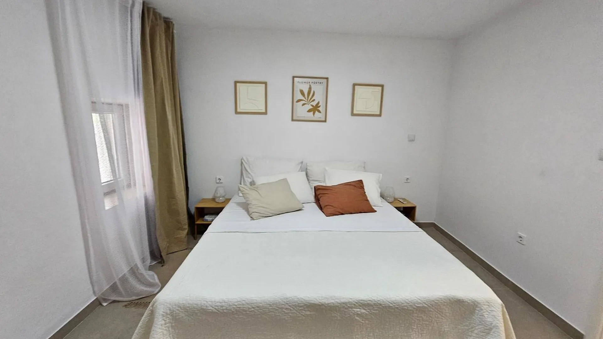 Apartment Vinjerac II 0*,  Croatia